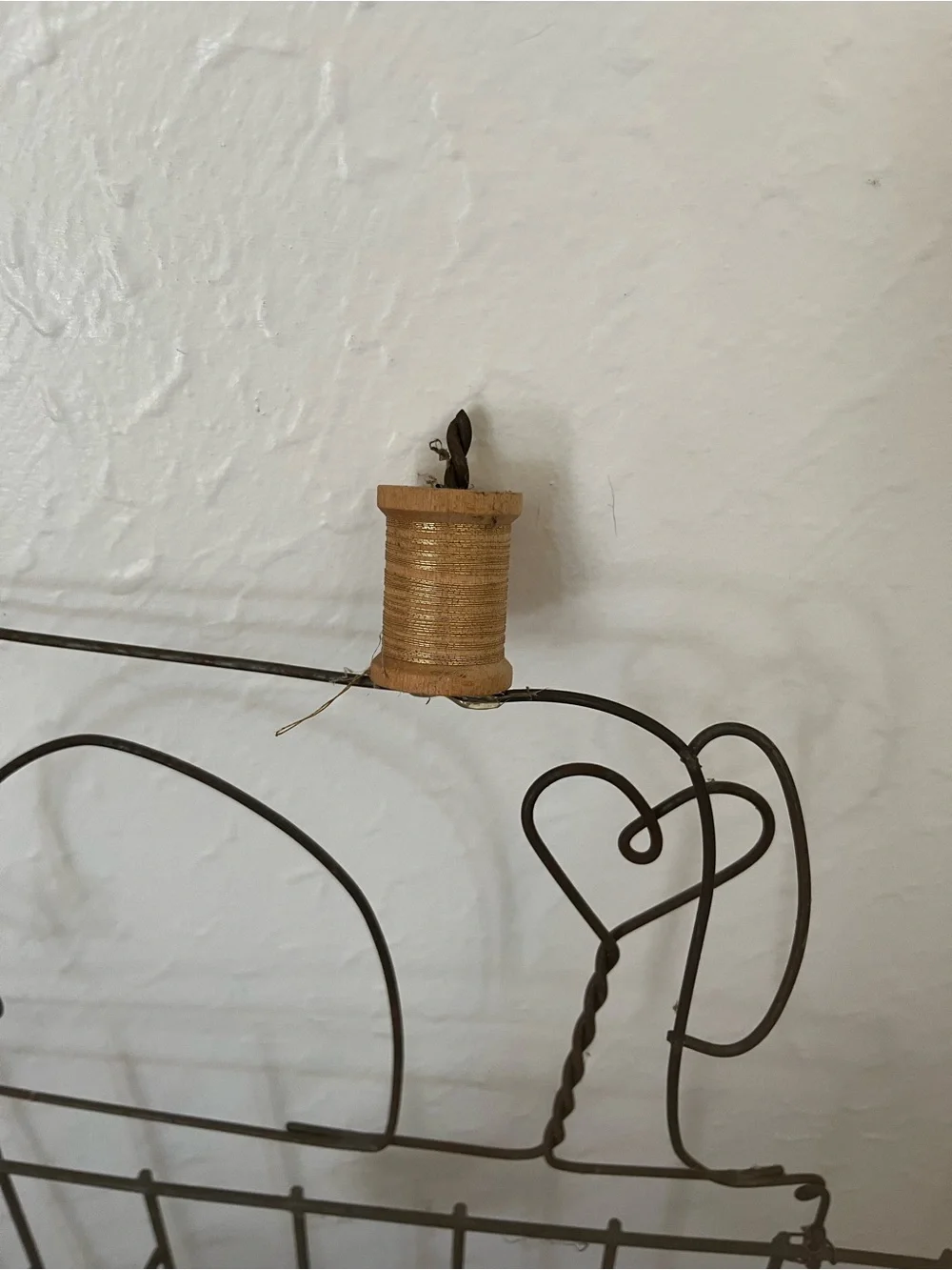 Handcrafted Sewing Machine Wire Wall Rack in Black - Decorative Thread Holder